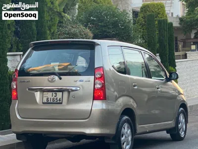 Toyota Avanza GLS 3