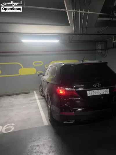 Hyundai Grand Santa Fe 3