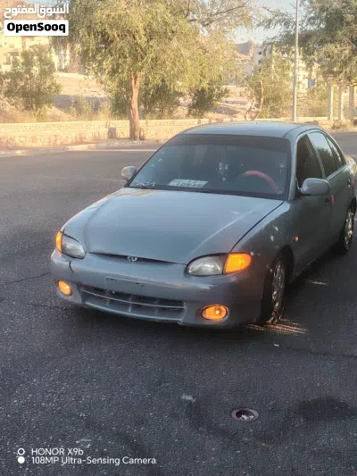 Hyundai Accent Standard 2