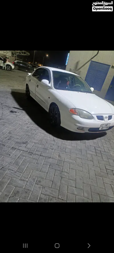 Hyundai Avante Limited 3