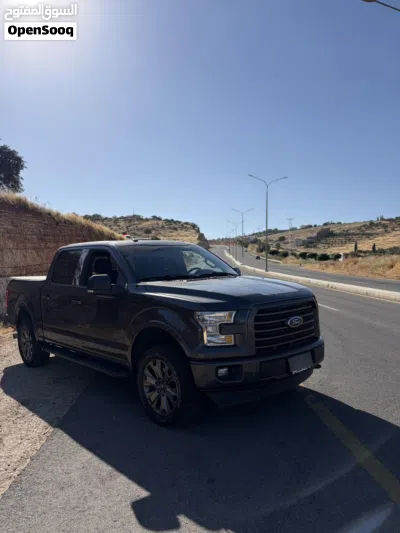 Ford F-150 XLT 2