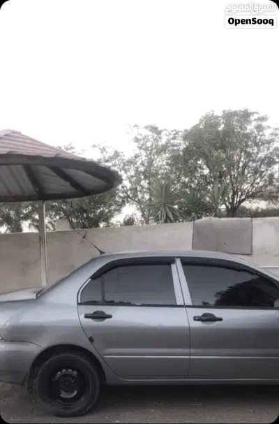 Mitsubishi Lancer Standard 3