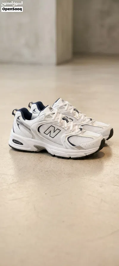 كوتشي New Balance 530 (أبيض × سيلفر) التريند الأول في الراحة والشياكة 2