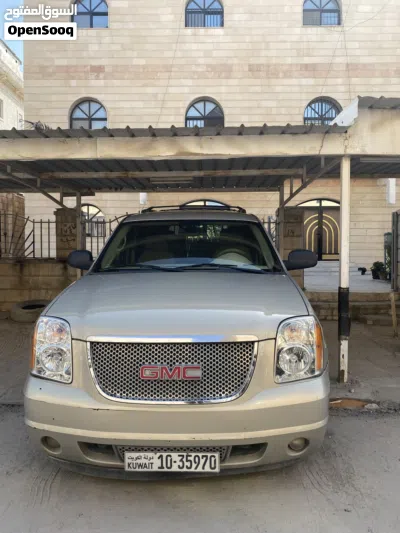 GMC Yukon SLE 3