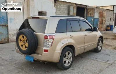 Suzuki Grand Vitara Standard 4