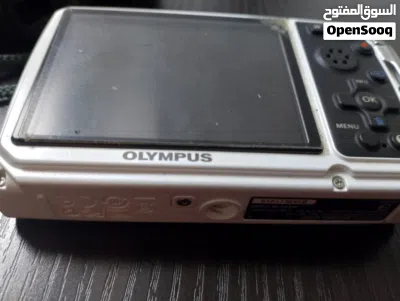 كاميرا Olympus Tough TG-310 بحالة الوكالة ومع وصلة الشاحن الاصلية ، فقط بحاجة لبطارية 3