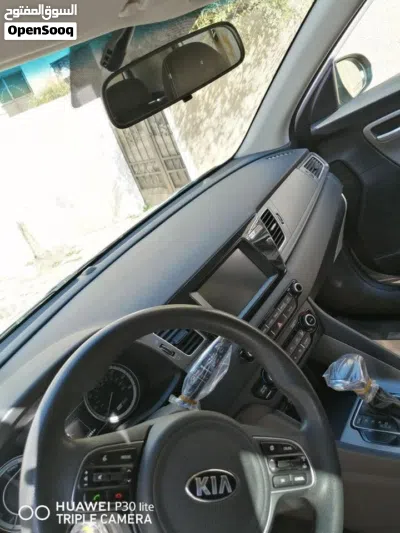 كيا نيرو EX Touring 3