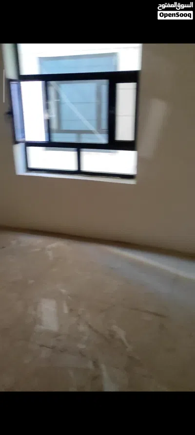شقة للبيع في حي الشباب 4