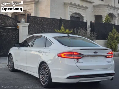 Ford Fusion Titanium 4