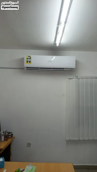 AC Service 3 Omr and also building Electrician 4