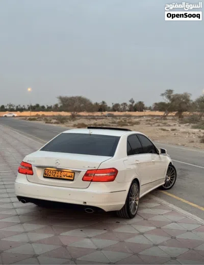 Mercedes Benz E-Class E 300 4