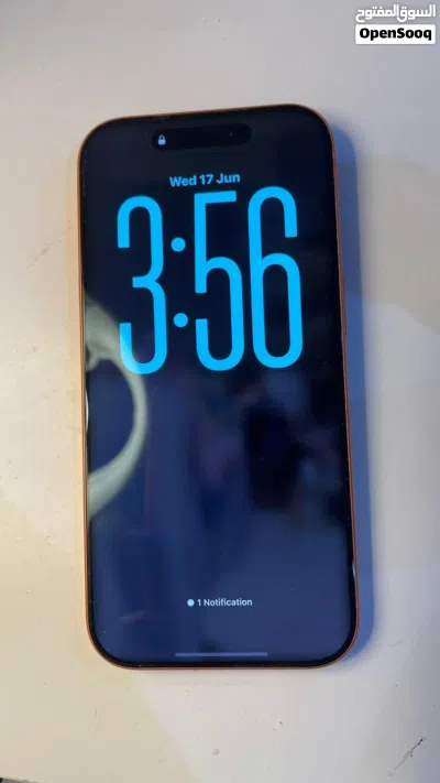 للبيع ايفون 17 pro 4