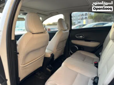 Honda HR-V Standard 4