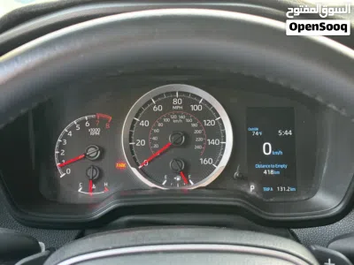 Toyota Corolla SE 3