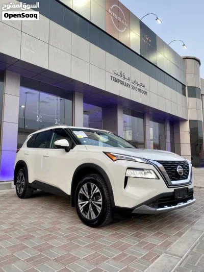 نيسان روج SV 4