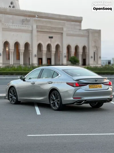 لكزس ES ES 350 F Sport Design 4