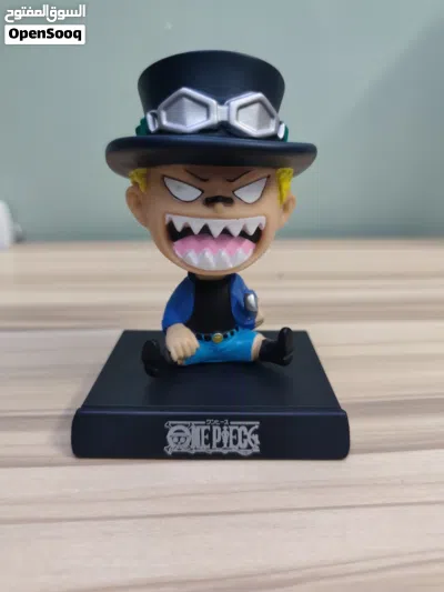 sale of anime figures بيع من فيجرات الانمي 3