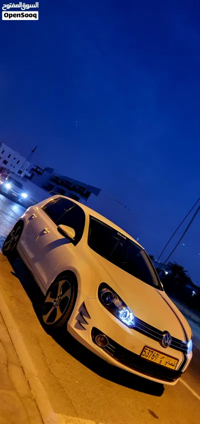 Volkswagen Golf R Standard 2