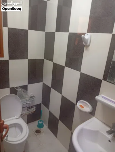 غرفة مستقلة للإيجار بالمعبيلة الحي التجاري - Private Room for Rent in Mabela Commercial 2