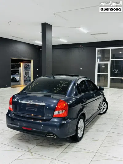 Hyundai Accent Limited 2