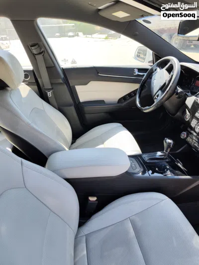 Kia Cadenza Limited 3