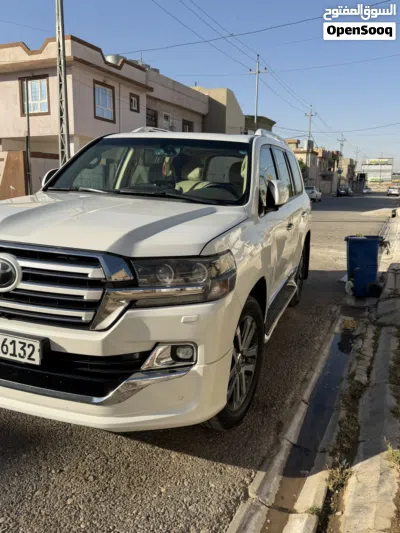 تويوتا لاند كروزر GXR 3