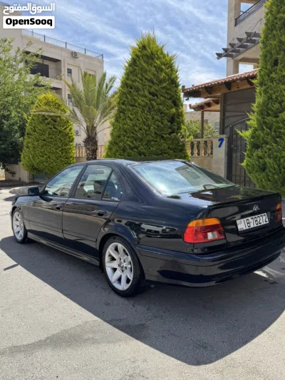 BMW 5 Series 520 2