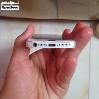 iPhone 5s للبيع اقرة الوصف 3
