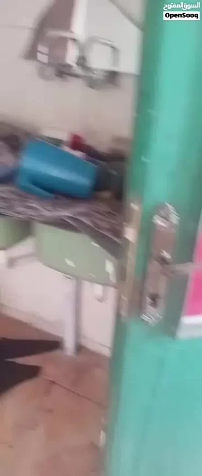 غرفه فارغه للسكن 4