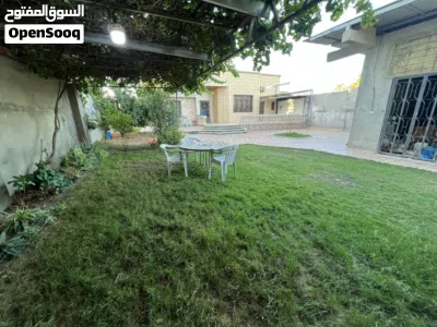 سلام عليكم فيلا في تاجوراء بئر العالم تبعد ع القطران 400ميترو كامل ناقص زواق فقط قواعد كتينه عرص 2