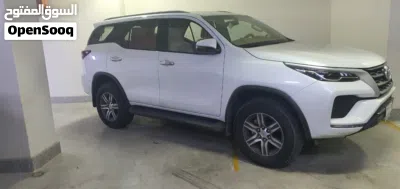 Toyota Fortuner GXR 4