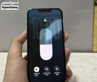 ايفون 13 برو ازرق 3