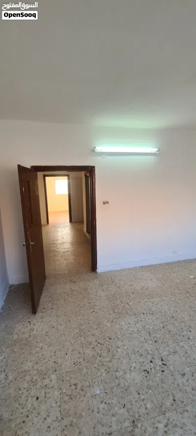 شقه للبيع طابق رابع اخر شقه حي معصوم قرب مسجد يونس 4