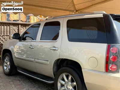 GMC Yukon AT4 3