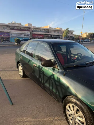 Hyundai Accent Standard 4
