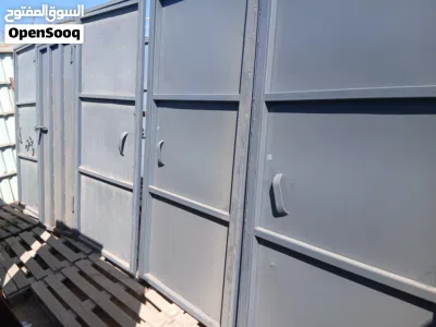 السلام عليكم ورحمت الله وباركاته انا عارض البضاعه فقط ابواب ربي يبارك ركب طول بلقفص عرض يبدا 0.85 2