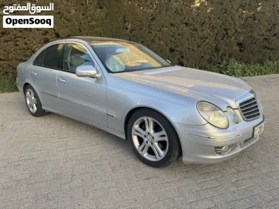 Mercedes Benz E-Class E 200 3