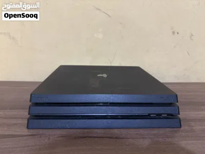 PlayStation 4pro / جهاز بليستيشن 4 pro مع يده مو مصلح مع لعبتين يده اصليه مش مفتوحه 2