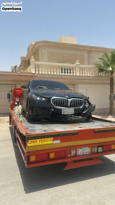 سطحه قريب منك 3