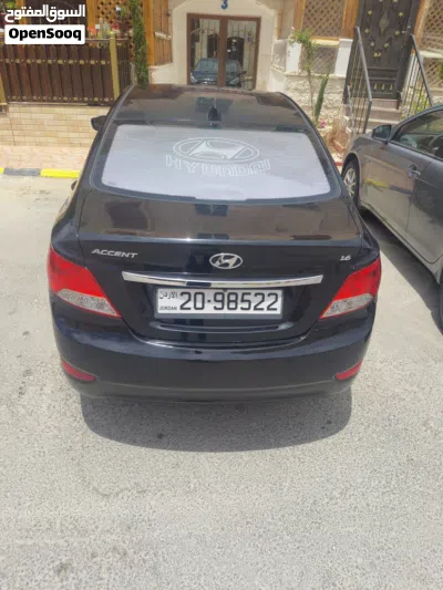 Hyundai Accent GLS 3