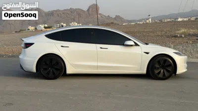 تيسلا موديل 3 Long Range 4