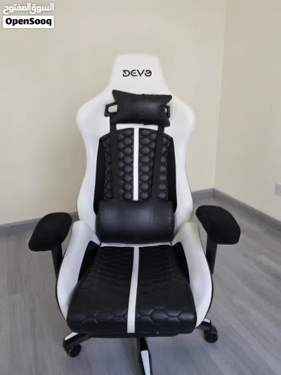 Devo chair كرسي قيمينق ديفو 3