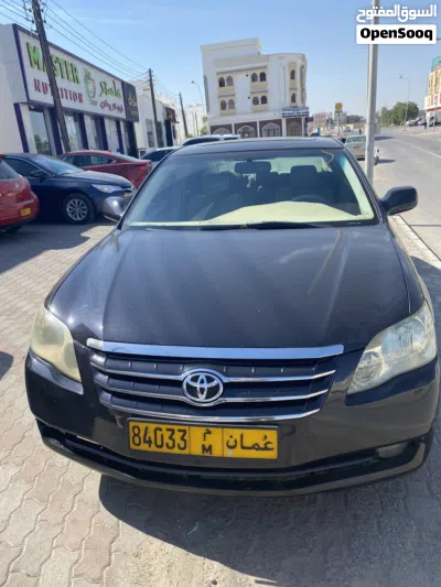 Toyota Avalon XLE 2