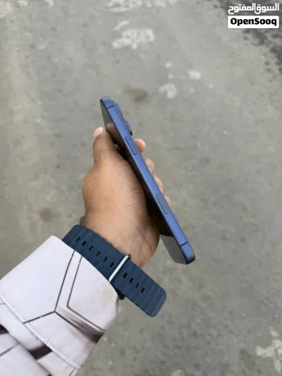 ايفون 17 بروماكس ذاكره 512 جيجا نظام eSIM رسمي بدون منفذ شريحه بطارية 100% 3