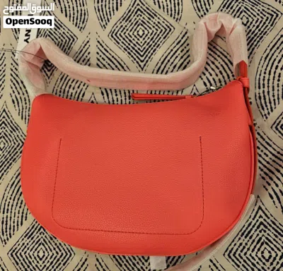 جديده DKNY 4