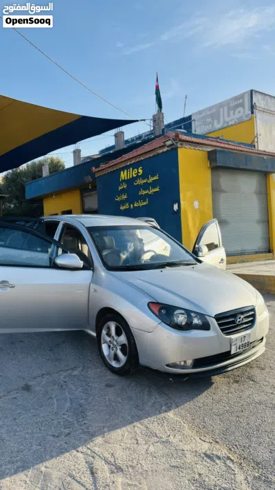 Hyundai Avante Limited 3
