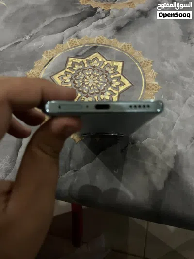 لقطة Honor X9c نظيف جداً 256GB مع 12RAM يدعم 5G، بطارية ضخمة وضد الكسر بسعر 170 لقطه. 3