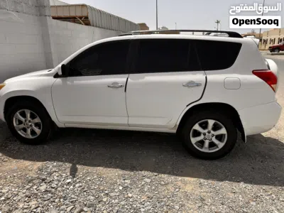 Toyota RAV 4 Standard 3