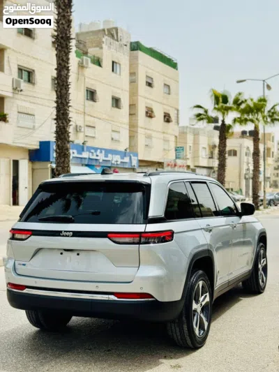 جيب جراند شيروكى Cherokee 4xe 4