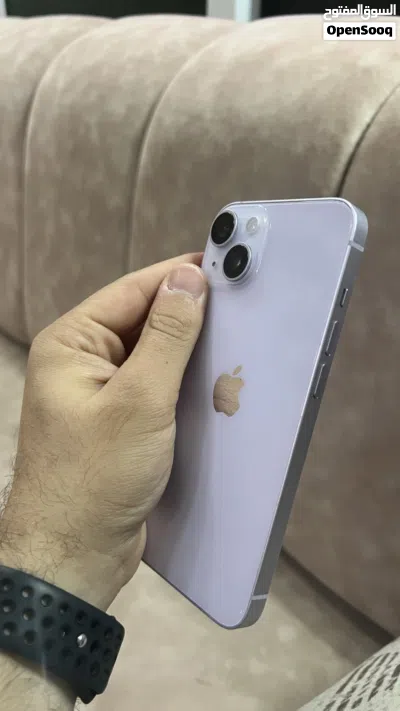 iPhone 14 (Apple) 2